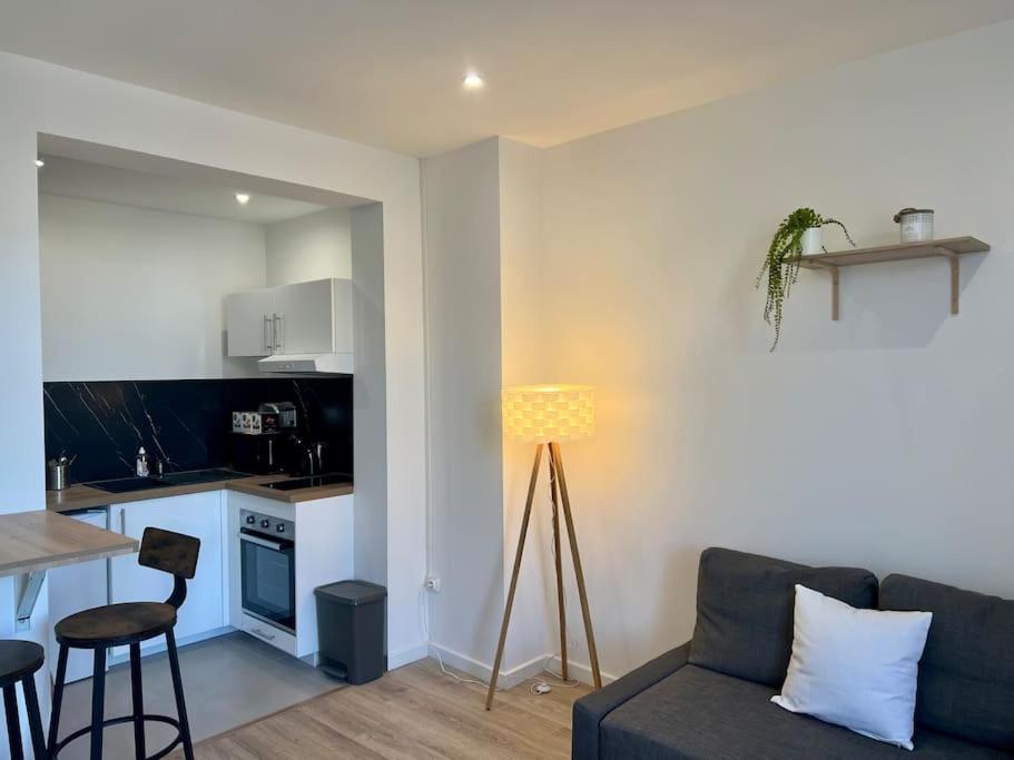Montpellier Centre - La Fenetre De L'Ecusson Apartment Bagian luar foto