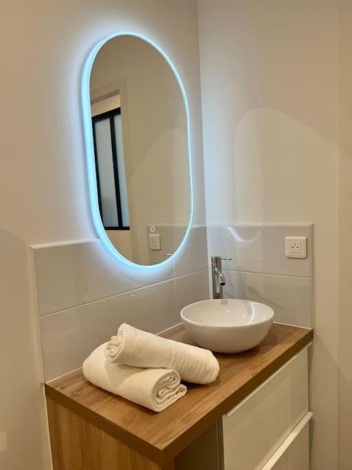 Montpellier Centre - La Fenetre De L'Ecusson Apartment Bagian luar foto